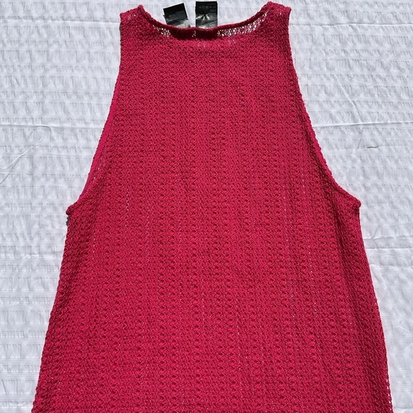 Hot Pink Crochet Tank 🩷 - Picture 5 of 6